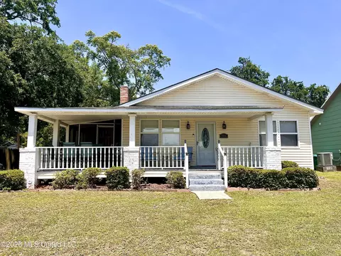 4114 8th St, Gulfport, MS 39501