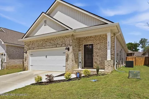 417 Hidden Reed Ct, Pearl, MS 39208