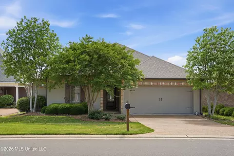 111 Bridgewater Dr, Madison, MS 39110