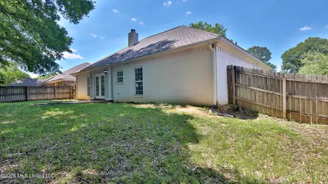 Exterior - 246 Cherry Bark Dr, Brandon, MS 39047 photo 4 of 5