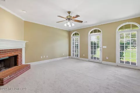 Living - 201 Planters Cv, Madison, MS 39110 photo 1 of 1