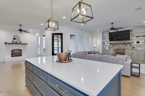 Kitchen - 272 Disciple Dr, Brandon, MS 39047 photo 2 of 4