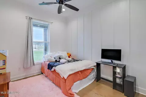 Bedroom - 272 Disciple Dr, Brandon, MS 39047 photo 1 of 8