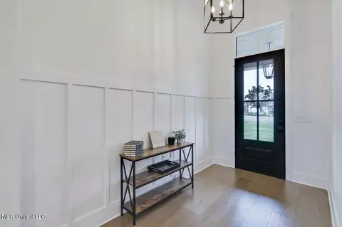 Entry Way - 272 Disciple Dr, Brandon, MS 39047 photo 1 of 2