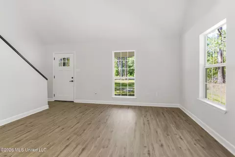 Living - 19601 W Wortham Rd, Saucier, MS 39574 photo 4 of 5