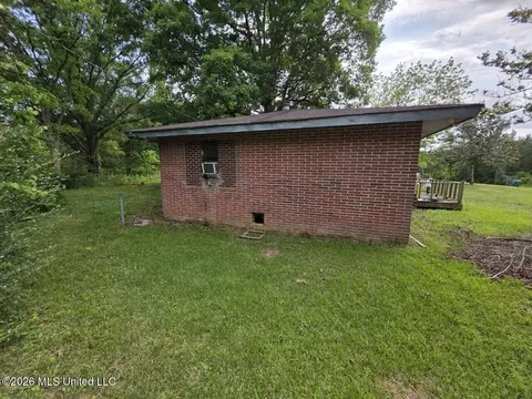 3650 SE Reeves Rd, Ruth, MS 39662 photo 4
