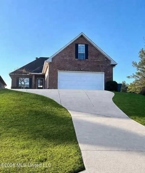 753 Muirfield Dr, Starkville, MS 39759