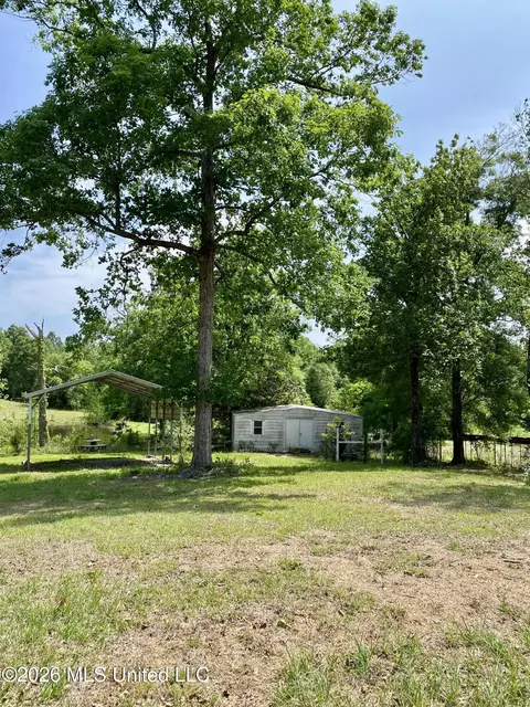Exterior - 40 Clay Rd, Picayune, MS 39466 photo 7 of 11