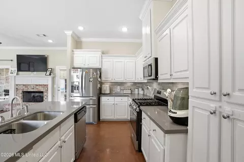 Other - 710 Parkdale Pl, Brandon, MS 39042 photo 5 of 8