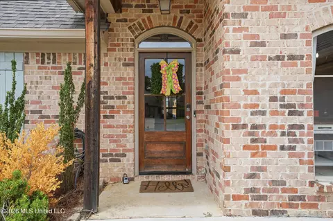 Entry Way - 710 Parkdale Pl, Brandon, MS 39042 photo 1 of 1
