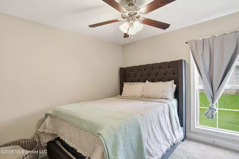 Bedroom - 710 Parkdale Pl, Brandon, MS 39042 photo 6 of 9