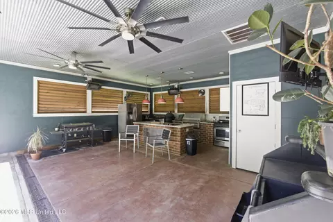 Other - 2307 Arrowhead Dr, Mccomb, MS 39648 photo 8 of 9