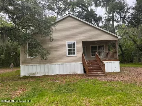 16034 Apia Rd, Pearlington, MS 39572