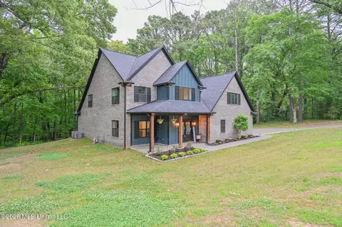 Exterior - 190 Vinson Rd, Hernando, MS 38632 photo 4 of 10