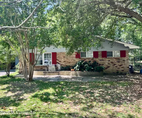 217 Buena Vista Dr, Long Beach, MS 39560