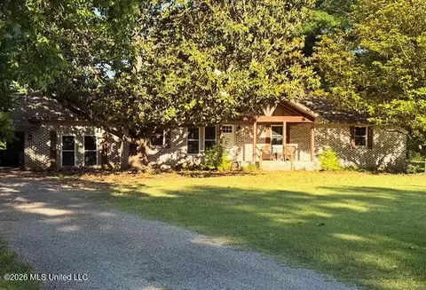 3298 Ms-613 Hwy, Lucedale, MS 39452