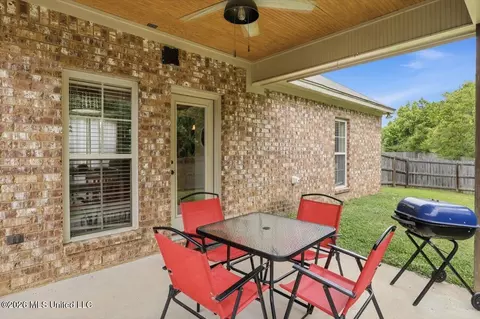 Exterior - 206 Barrington Cv, Florence, MS 39073 photo 3 of 4