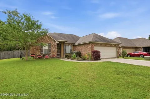 Exterior - 206 Barrington Cv, Florence, MS 39073 photo 2 of 4