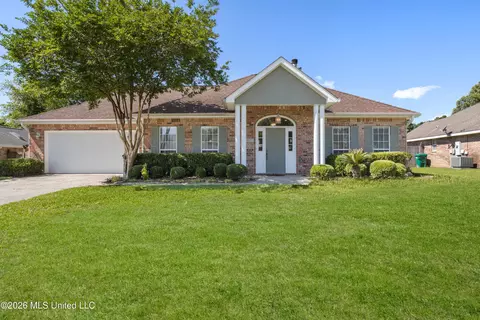 12177 Amherst Dr, Gulfport, MS 39503