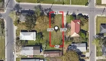 827 Elder St, Biloxi, MS 39530 photo 4
