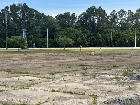 Denny Avenue, Pascagoula, MS 39581
