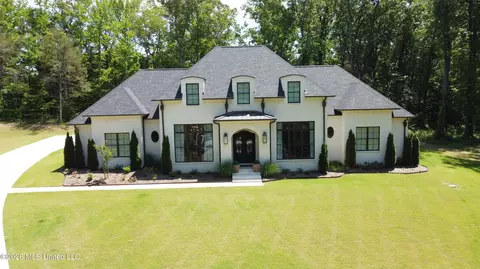 1178 Hickory Ridge Dr, Hernando, MS 38632