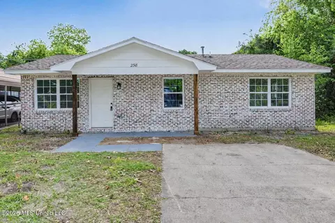 258 Magnolia St, Biloxi, MS 39530