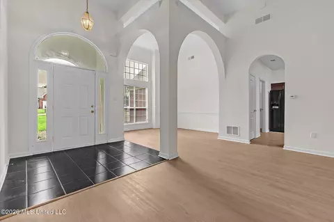 Entry Way - 9601 N Geneva Loop, Olive Branch, MS 38654 photo 1 of 1