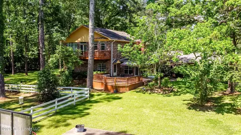 Exterior - 3830 Forest Hill Rd, Jackson, MS 39212 photo 2 of 7