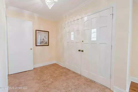 Entry Way - 3830 Forest Hill Rd, Jackson, MS 39212 photo 1 of 2