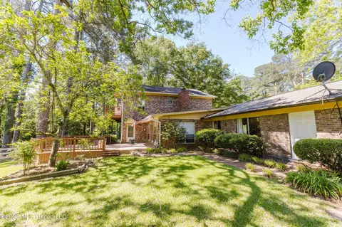 Exterior - 3830 Forest Hill Rd, Jackson, MS 39212 photo 3 of 7