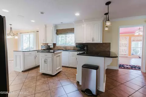 Kitchen - 3830 Forest Hill Rd, Jackson, MS 39212 photo 1 of 2
