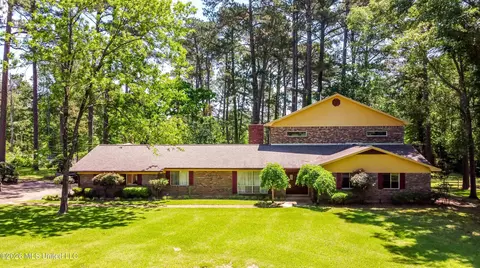 Exterior - 3830 Forest Hill Rd, Jackson, MS 39212 photo 1 of 7