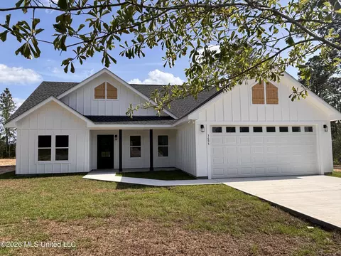 3695 Rocky Hill Dedeaux Rd, Kiln, MS 39556