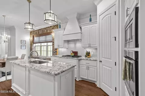 Kitchen - 132 Claiborne St, Madison, MS 39110 photo 5 of 7