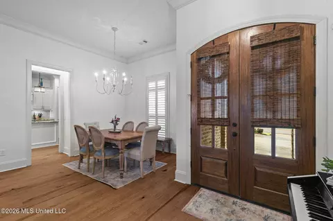Entry Way - 132 Claiborne St, Madison, MS 39110 photo 2 of 3