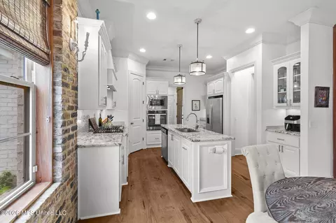 Kitchen - 132 Claiborne St, Madison, MS 39110 photo 1 of 7