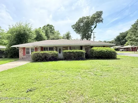 331 Greenwood Dr, Biloxi, MS 39531