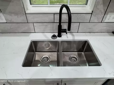 Kitchen - 1046 Integrity, Mccomb, MS 39648 photo 3 of 4