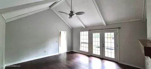 Living - 1102 Martin Dr, Brandon, MS 39047 photo 1 of 4