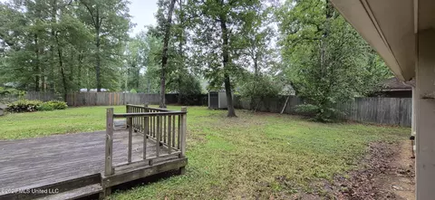 Exterior - 1102 Martin Dr, Brandon, MS 39047 photo 3 of 4