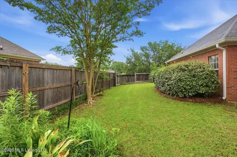 Exterior - 23 Spring Lake Cir, Pearl, MS 39208 photo 7 of 8