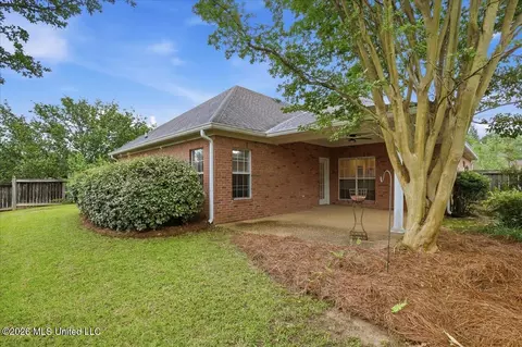 Exterior - 23 Spring Lake Cir, Pearl, MS 39208 photo 6 of 8