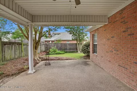 Exterior - 23 Spring Lake Cir, Pearl, MS 39208 photo 4 of 8