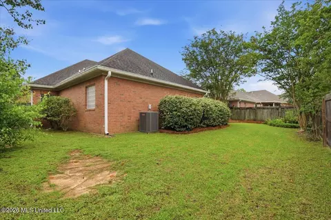 Exterior - 23 Spring Lake Cir, Pearl, MS 39208 photo 8 of 8