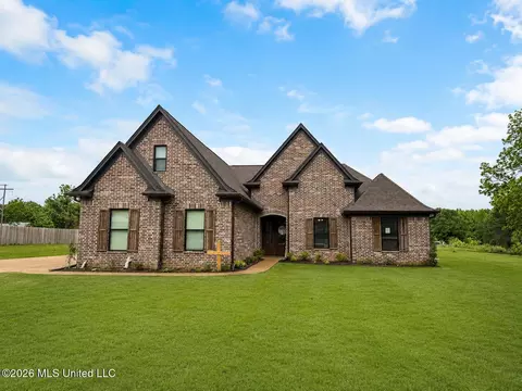1724 Slocum Rd, Hernando, MS 38632