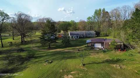 Exterior - 3581 Countyline Tate Rd, Coldwater, MS 38618 photo 3 of 4