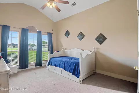 Bedroom - 25 Apache Dr, Picayune, MS 39466 photo 6 of 6