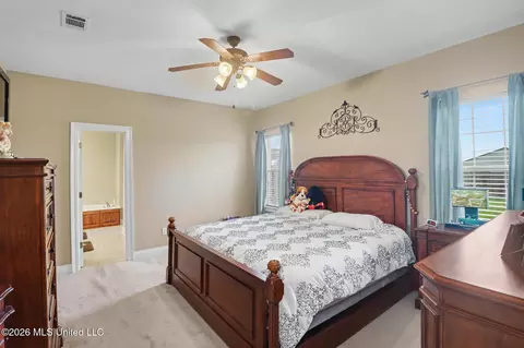 Bedroom - 25 Apache Dr, Picayune, MS 39466 photo 1 of 6