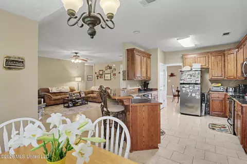 Other - 25 Apache Dr, Picayune, MS 39466 photo 4 of 9